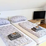 Moderne Einliegerwohnung Am Wald Apartment Langenfeld (North Rhine-Westphalia)