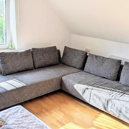 Moderne Einliegerwohnung Am Wald *