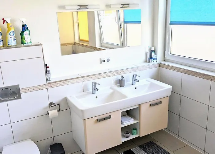 Moderne Einliegerwohnung Am Wald * Langenfeld (North Rhine-Westphalia)