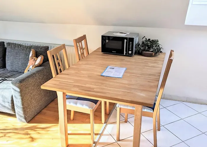 Moderne Einliegerwohnung Am Wald * Langenfeld (North Rhine-Westphalia)